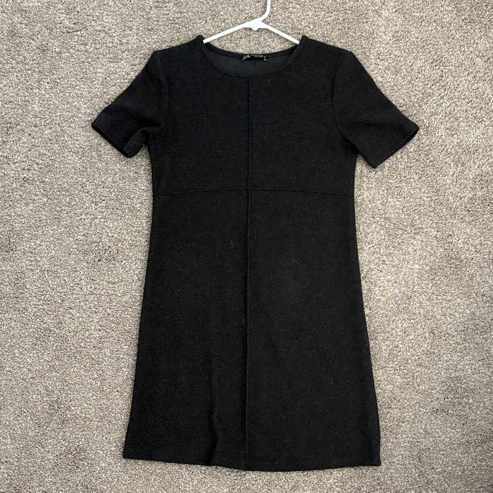 Zara Black Short-Sleeve Mini Shift Dress